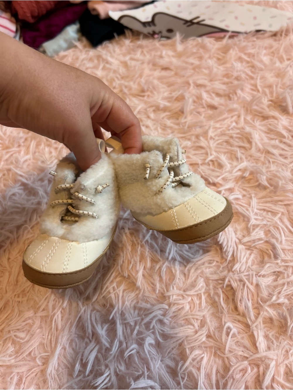 Newborn Longe sleeve shirt bundle w NV winter boots and pink pants - Picture 11 of 11